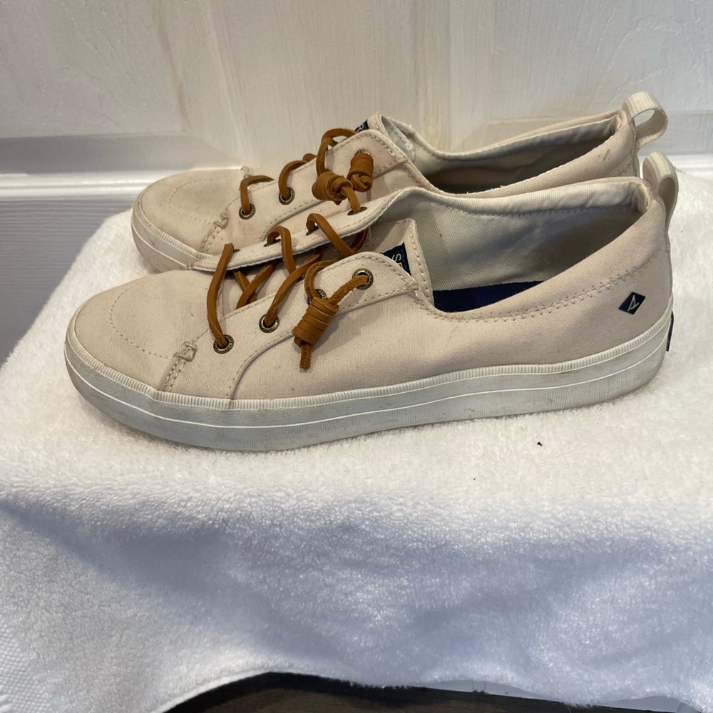 Sperry Women's Beige Casual Sneakers